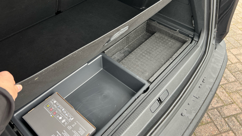 Peugeot 3008 1.6 Hybrid 180 Active 5dr e-EAT8 Estate